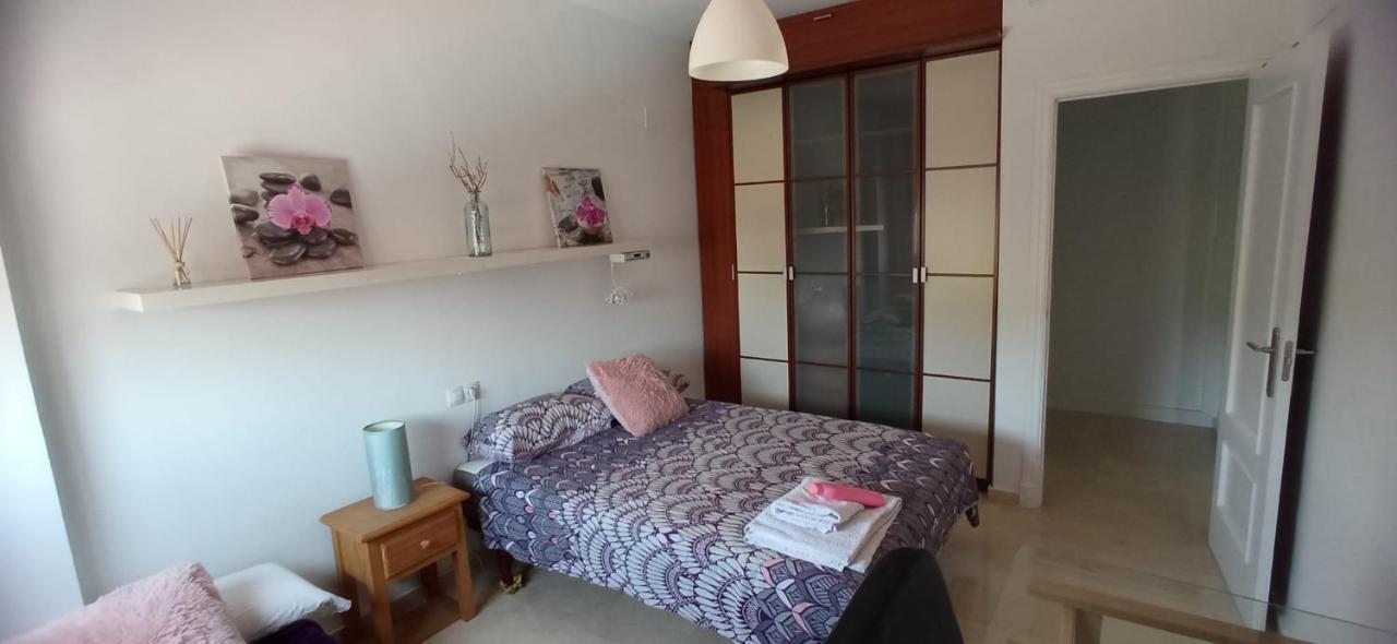 Atico Queen Itimad San Juan de Aznalfarache Ngoại thất bức ảnh